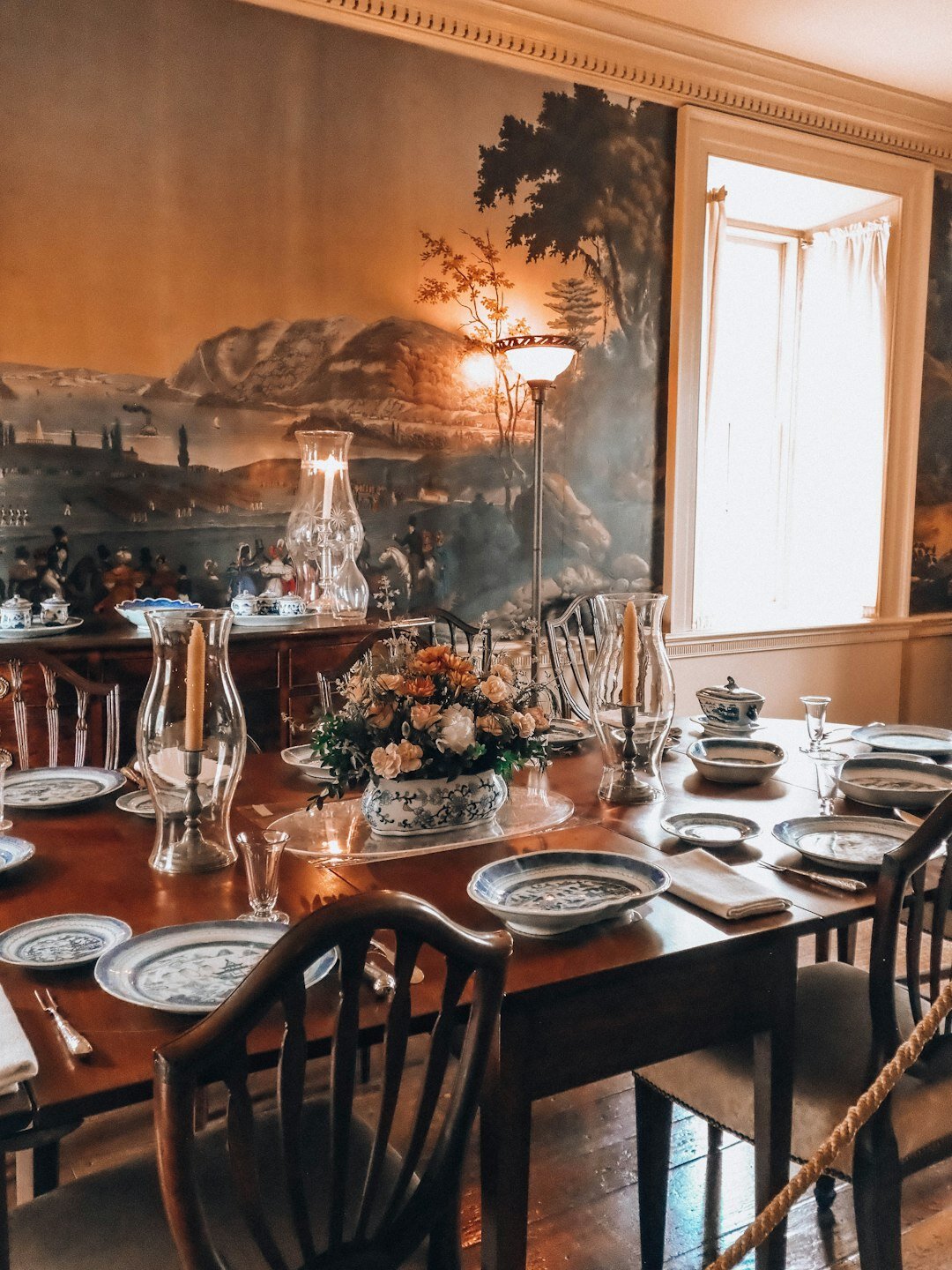 french celebrity dining room