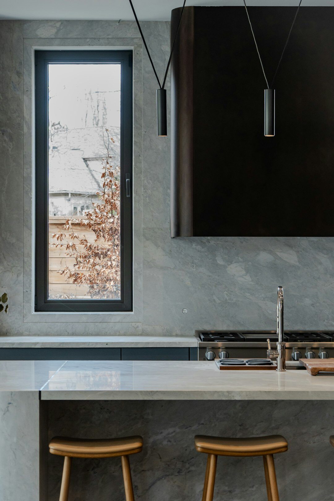 hollywood style kitchen